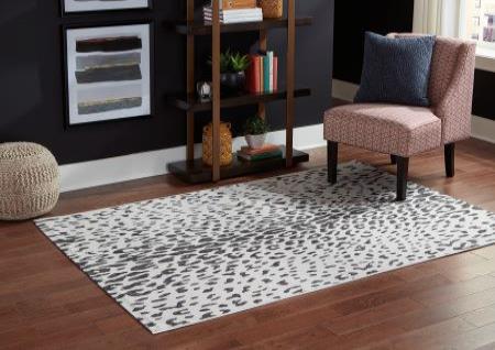 LARGE BLACK/WHITE GRAY ANIMAL PRINT RUG